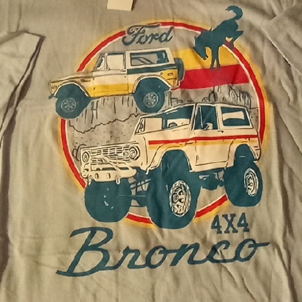 Ford Bronco 4x4 Graphic Tee in Blue and Yellow